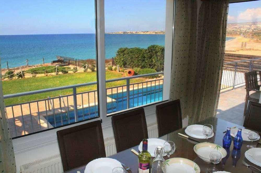 Blue Coral Beach Villas Paphos Exterior photo