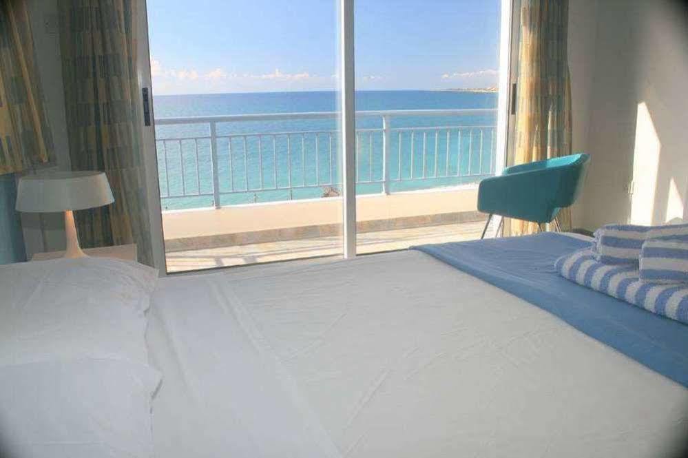 Blue Coral Beach Villas Paphos Exterior photo